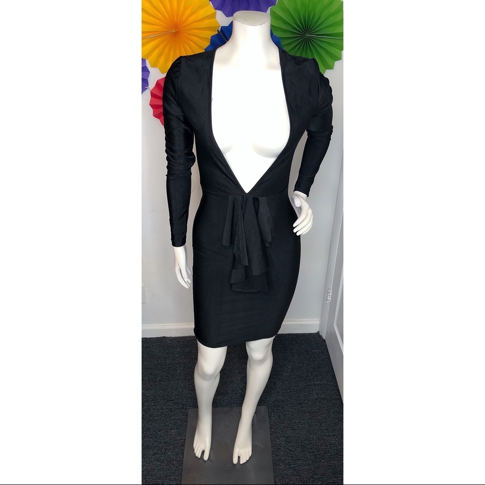 Open Back Dress 🍋